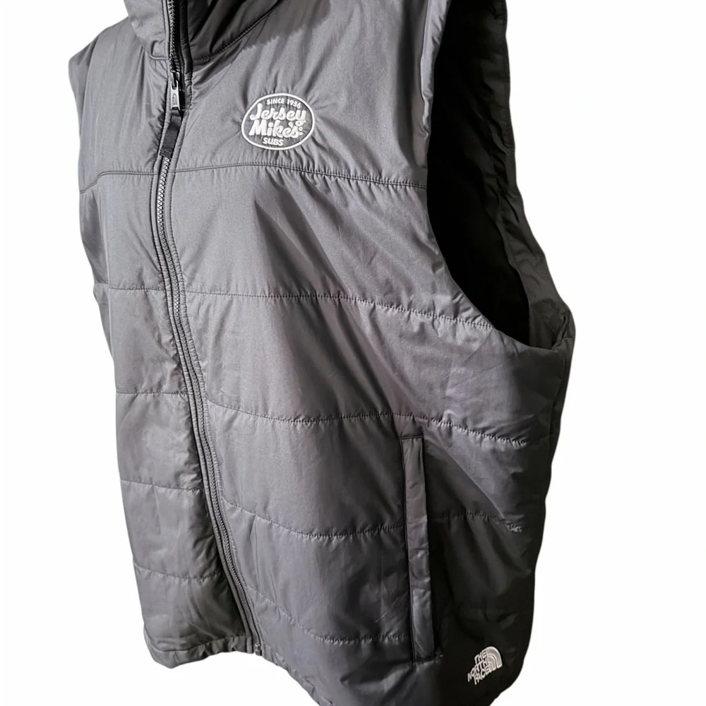 The North Face Men's Puffer Vest Jersey Mike’s‎